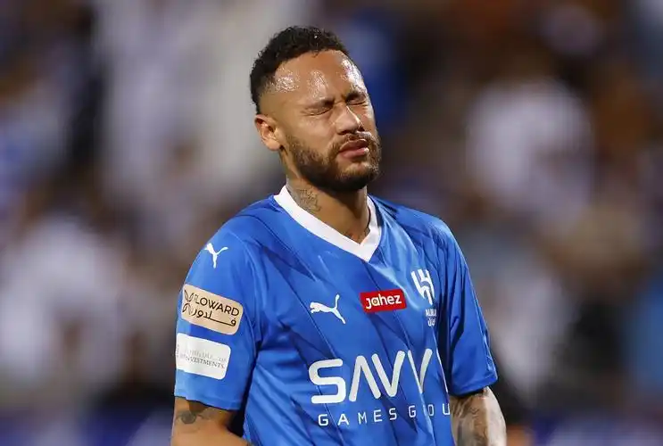 前锋永远是 前锋永远是