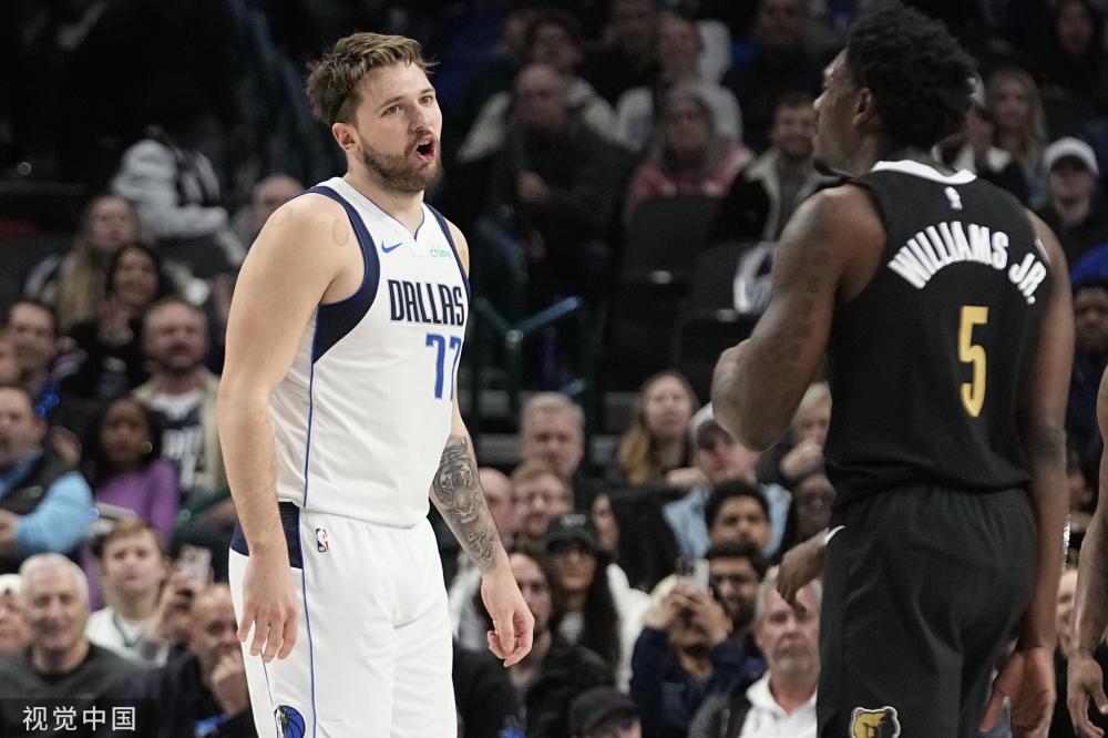 崭露头角 崭露头角