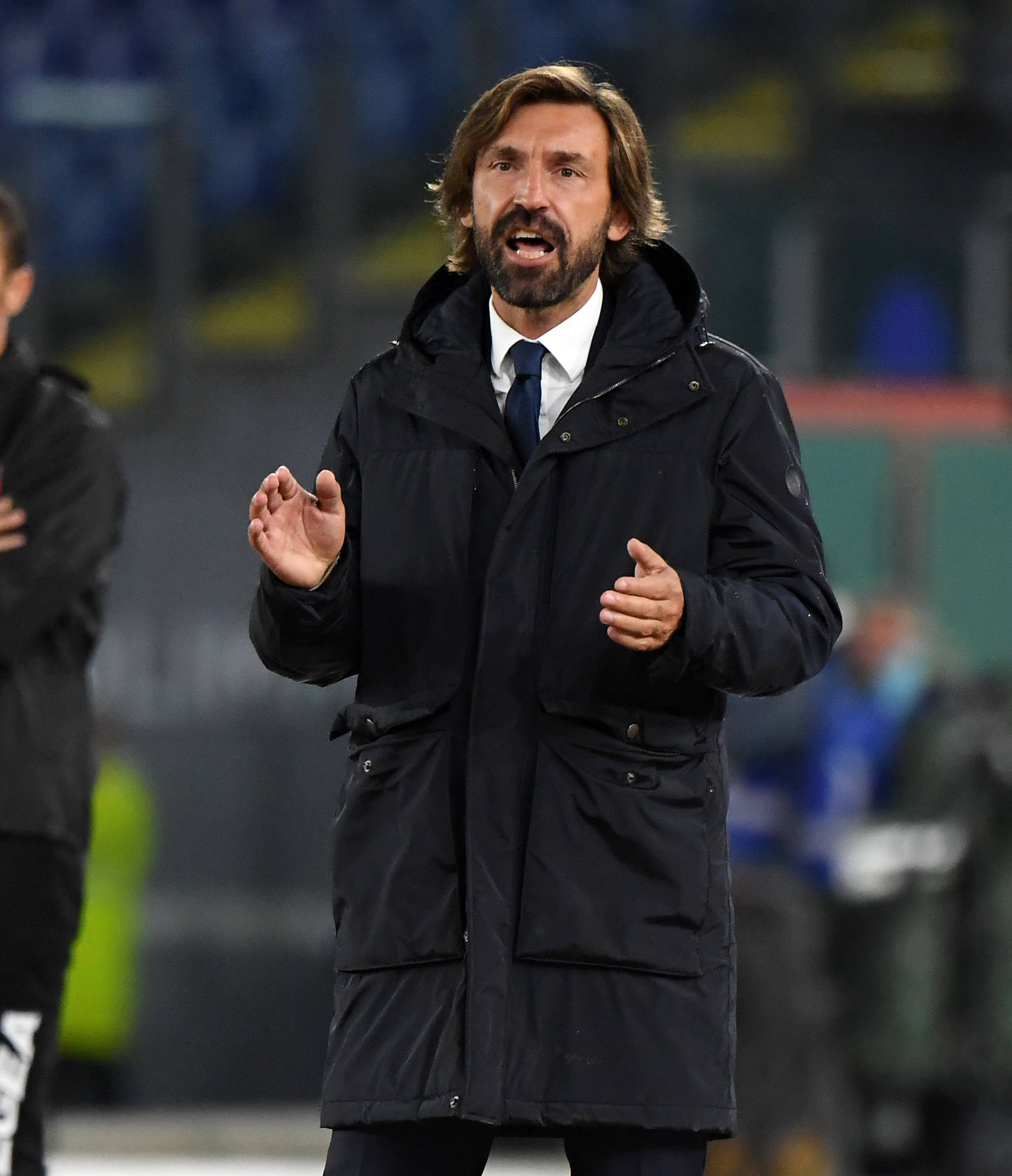 中承受了巨 中承受了巨